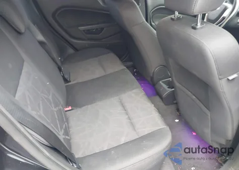 2011 Ford Fiesta Se z USA, uszkodzony, nr VIN 3FADP4EJ8BM225486